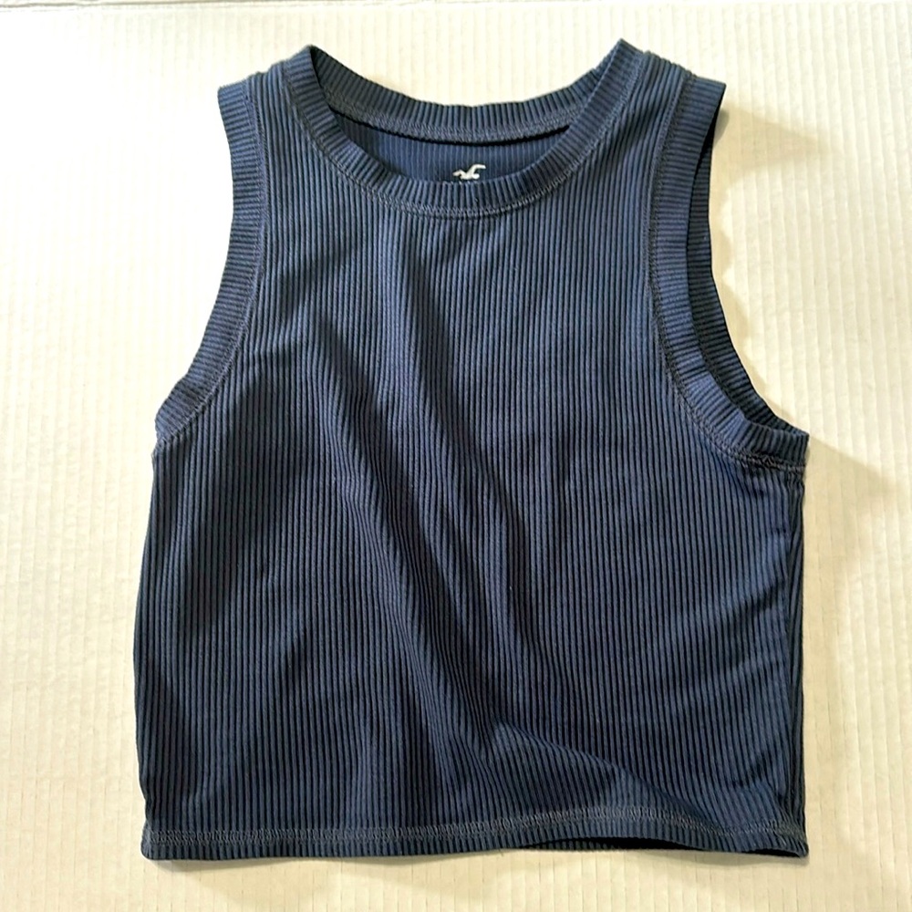 Hollister Women’s High Neck Tank (XS)